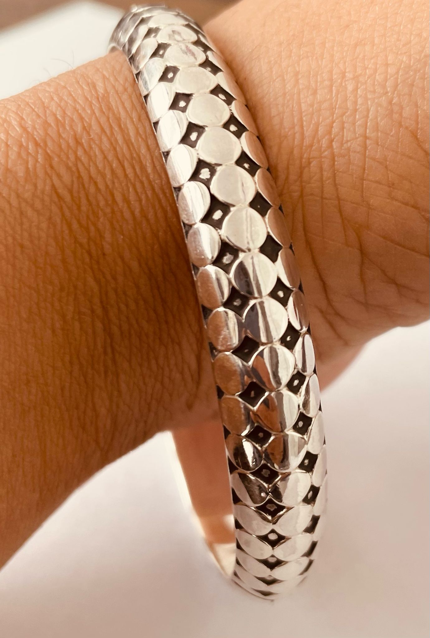 Uniquely Crafted BANGLE BRACELET in SOLID 925 Sterling Silver 36.25 Grams