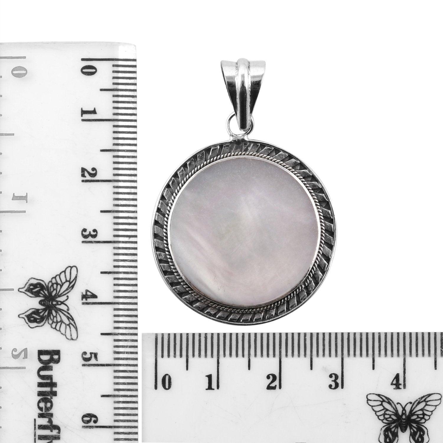Classic Mother Of Pearl Round Pendant in Sterling Silver 925 Round - 4.2 CM - Inspiring Jewellery