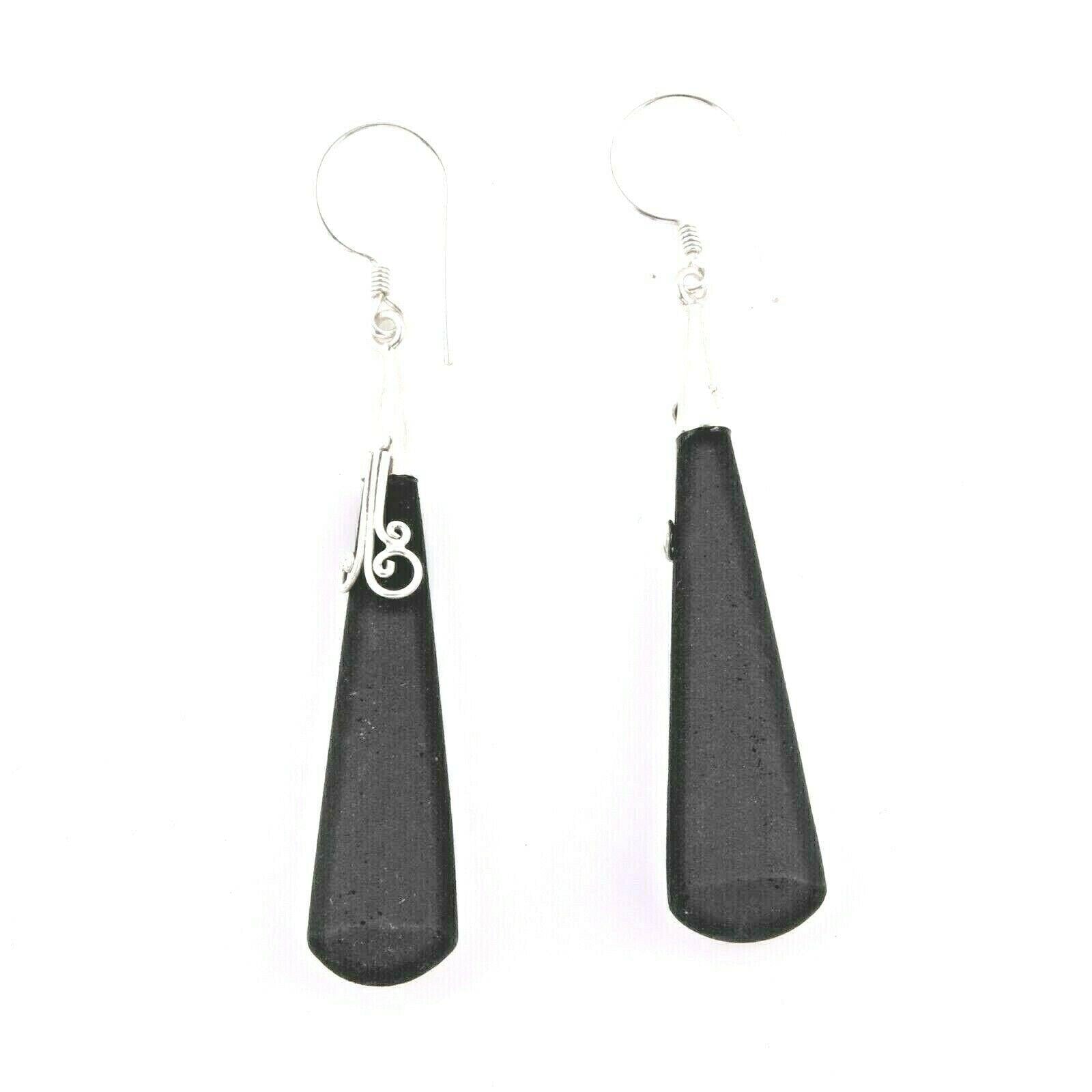 Hamdmade LONG DROP BLACK resin Earrings in 925 Sterling Silver - 5 cm - Inspiring Jewellery