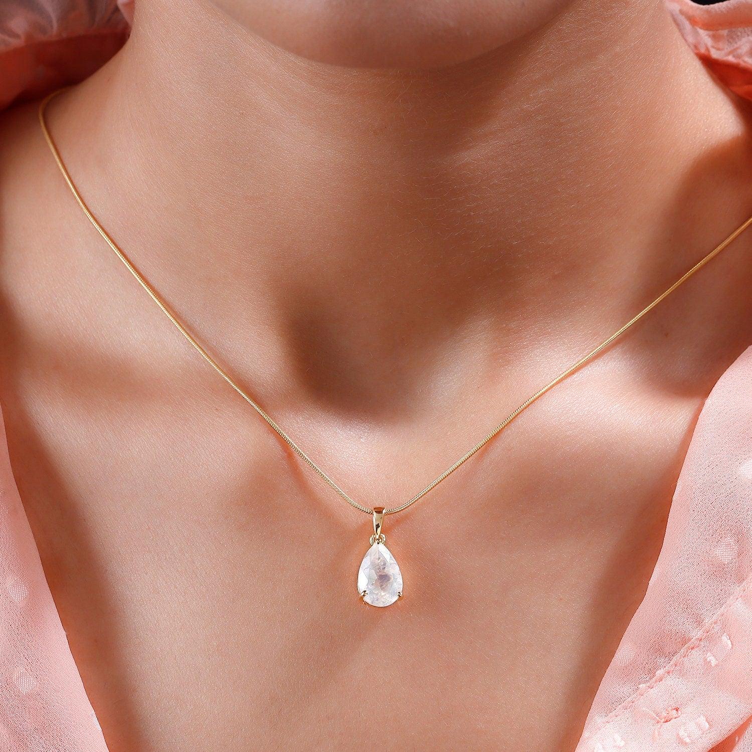 Oval Rainbow Moonstone Pendant - Maack & Martin Oval Rainbow Moonstone Pendant - Maack & Martin
